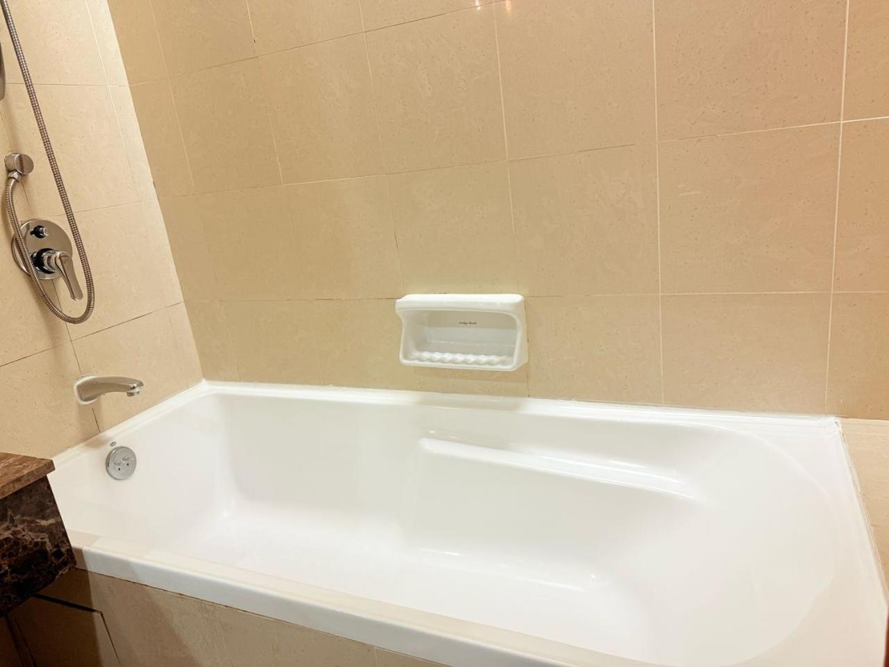 Raintree Home Resort Suites At Bander Sunway Pyramid Hotel Tower Petaling Jaya Bagian luar foto